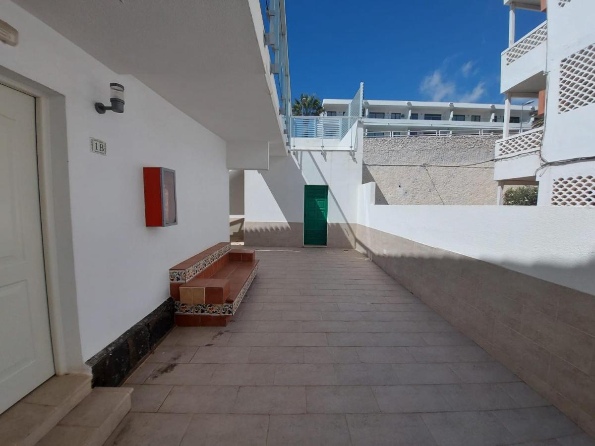 Apartamentos Acali San Agustín エクステリア 写真